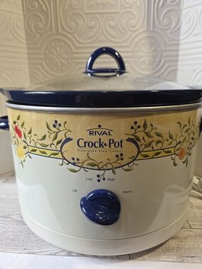Rival Crock-Pot Stoneware Slow Cooker in Blue and Cream